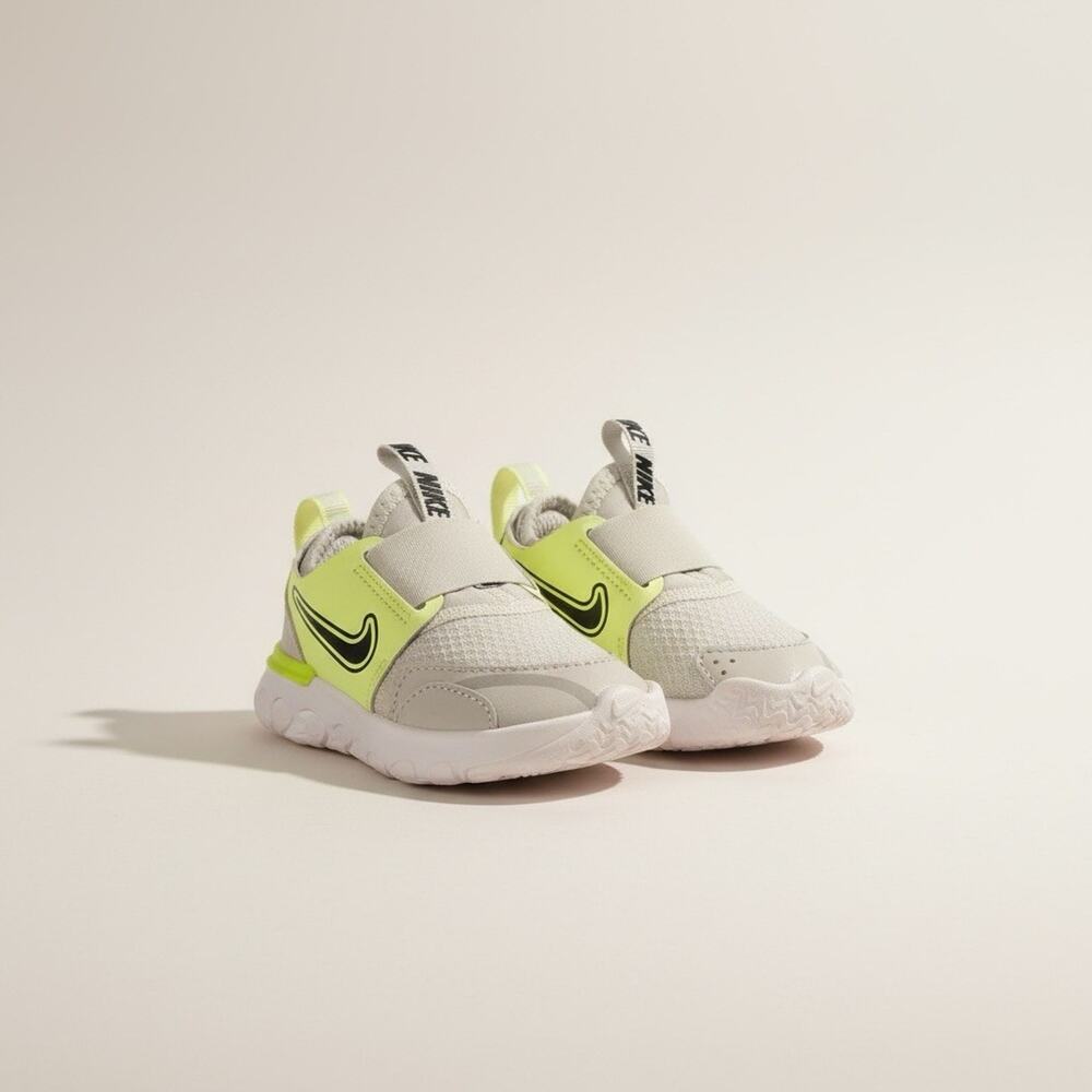 Nike Flex Runner 3 Little Kids' Shoes Pure Platinum/Barely Volt Toddler Size 3c